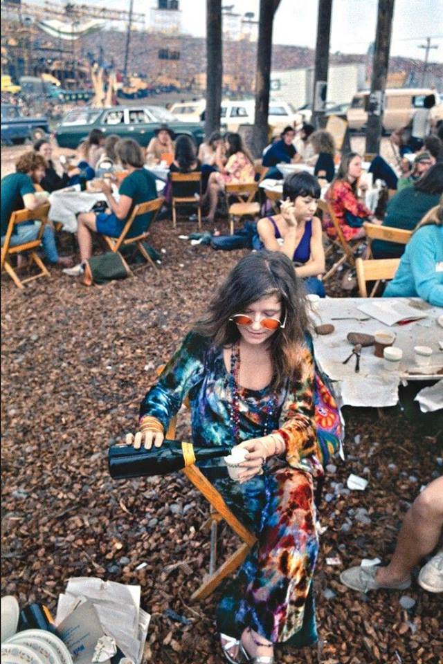 História em Imagens Janis Joplin no Festival Woodstock